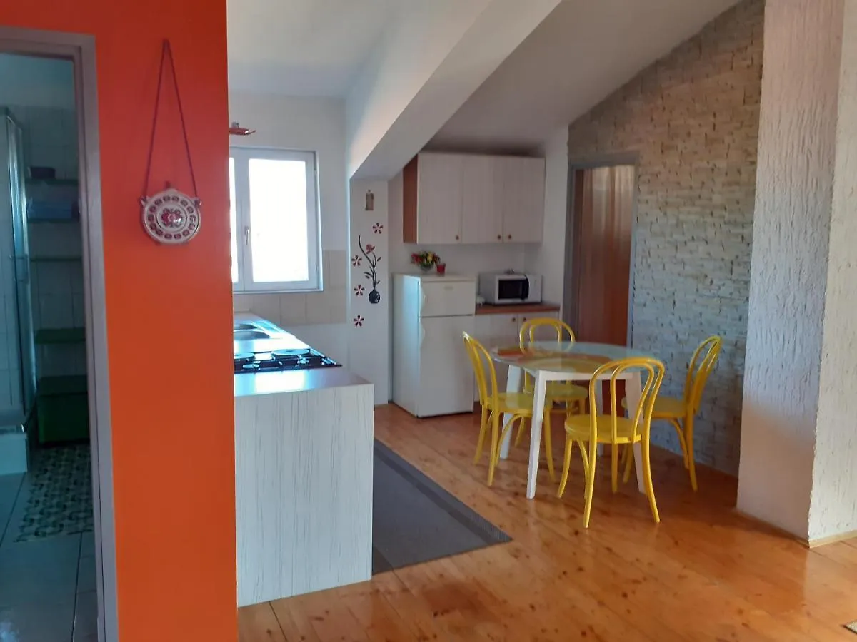 Apartments Piero Zadar