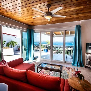 fantastic-penthouse-at-sunset-serenade-suites.comcaribbean.com/