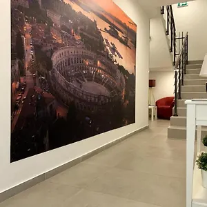 https://apartments-dream-in-arena-1.pula-hotels.org